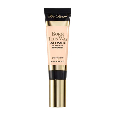 Too Faced - Born This Way Foundation (Original) ©